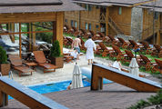Открытый бассейн в Katarino Spa Complex Открытый бассейн в Katarino Spa Complex