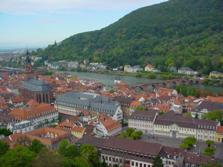 Вид из замка на Старый город (Altstadt) Вид из замка на Старый город (Altstadt)
