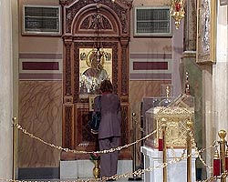 Большая Митрополия — Собор Благовещения — Кафедральный храм страны, место служения архиепископа афинского и всея Эллады Большая Митрополия — Собор Благовещения — Кафедральный храм страны, место служения архиепископа афинского и всея Эллады
