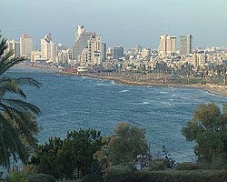 Израилю очень повезло, у него есть три моря — Красное, Мертвое и Средиземное. Израилю очень повезло, у него есть три моря — Красное, Мертвое и Средиземное.