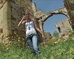 На Сицилии можно увидеть множество разрушенных заброшенных построек На Сицилии можно увидеть множество разрушенных заброшенных построек