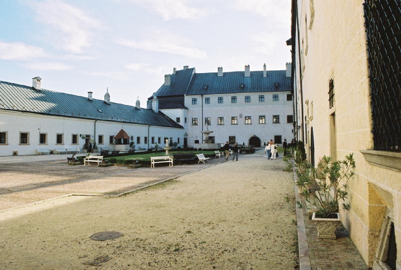 Замок Красный Камень Замок Красный Камень