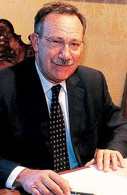 дон Энрике Баттанер Ариас, Его Сиятельство Великолепный Ректор дон Энрике Баттанер Ариас, Его Сиятельство Великолепный Ректор