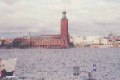 На острове Кунгсхольм находится ратуша. На острове Кунгсхольм находится ратуша.