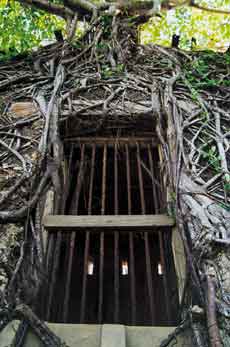 Тюрьма для рабов на острове  Призон-Айленд