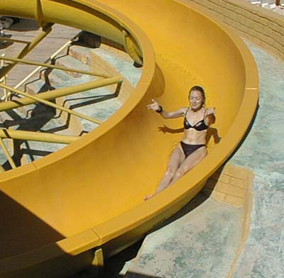 Фотография На поворотах нас не заносит На поворотах нас не заносит