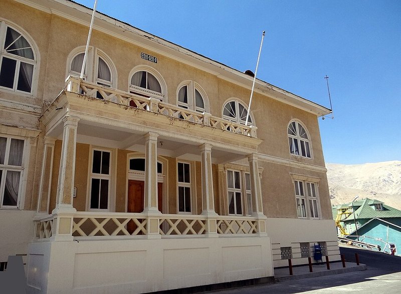 EDNI-020-P Teniente Club