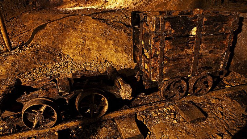 Рудник по добыче свинцовых, серебряных и цинковых руд с системой водоотлива в Тарновске-Гуры