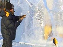 В Архангельской области строят отель из снега с ледяными тренажерами