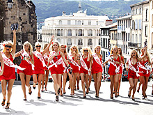 На уходящих под воду Мальдивах появится остров для блондинок