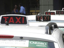 Таксисты Вечного города решили \возлюбить туристов\