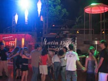 В Турции ввели запрет на ночные дискотеки