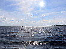 На Ладоге вновь пропала семья туристов, включая трех детей