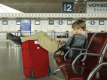 Компьютерный сбой парализовал на час работу парижского аэропорта