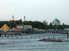 Крым готовит \кнут и пряник\ для туристов из РФ: пророссийский президент на фоне инфляции