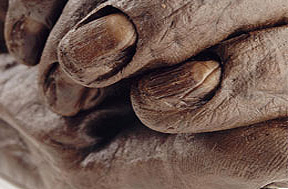 Щеголи железного века заботились о красе ногтей