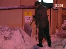 В Петербурге турагентство на 7 часов завалило снегом