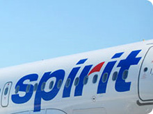 Американская авиакомпания Spirit Airlines первой ввела оплату ручной клади