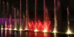 \Танцующие фонтаны\ - шоу на ВВЦ