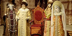 Историю Руси расскажут фарфоровые куклы на выставке в Москве
