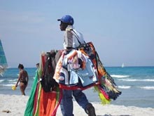 В Италии туристка из Австрии заплатила тысячу евро штрафа за поддельную сумку