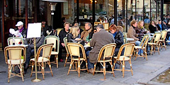 Уличные кафе исчезнут из Парижа