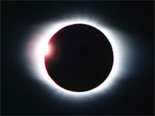 Власти острова Пасхи испугались нашествия туристов, привлеченных затмением