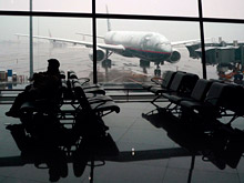 В Пекине из-за снегопада отменены 68 авиарейсов