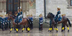 Возобновляется церемония развода караулов в Московском Кремле