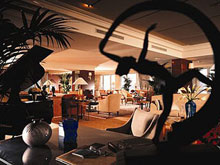 Самый дорогой сьют туристы снимают на берегу Женевского озера