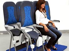 В погоне за дешевизной авиапассажиров научат летать на \табуретках\