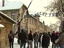 Британские турфирмы приглашают на холостяцкие вечеринки в Освенциме