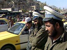 Автостопщики из РФ поссорились с афганцем, довезшим их до Кабула