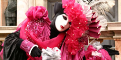 Италия ждет туристов на карнавалы