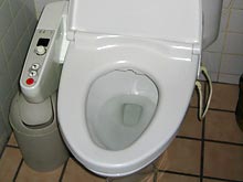 В Японии авиапассажиров просят перед рейсом сходить в туалет, чтобы сэкономить топливо