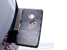 Пассажира индийского рейса скрутили при попытке \глотнуть свежего воздуха\