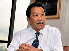 Топ-менеджеру Thai Airways грозит отставка за провоз в самолете 40 чемоданов фруктов