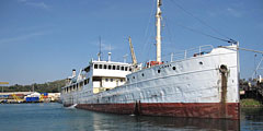 Бывший военный корабль станет музеем в Танзании