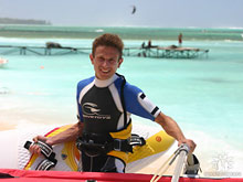 В Египте туристы-россияне третий день ищут пропавшего серфера