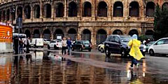 В результате ливня центр Рима затоплен