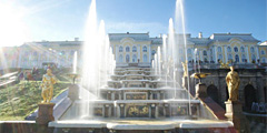 Фонтаны Петергофа заработают 1 мая