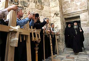 Чудо благодатного огня в Иерусалиме