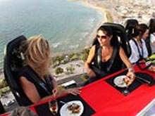 В Израиле открылся небесный ресторан