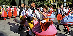 Чешский курорт приглашает на фольклорный фестиваль