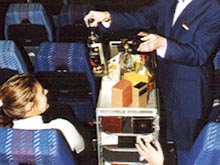 В МВД РФ предлагают сажать пьяных авиапассажиров под арест на 15 суток