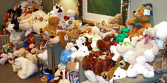 Выставка плюшевых мишек проходит в Праге