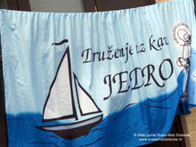 В хорватском кафе туристы расплачиваются молитвами