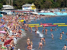 Власти крымской Алушты считают бесплатные пляжи утопией