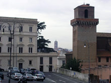 Туристов в Риме будут бесплатно катать на велотакси