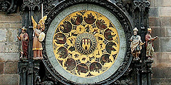 Сломались старинные часы в Праге